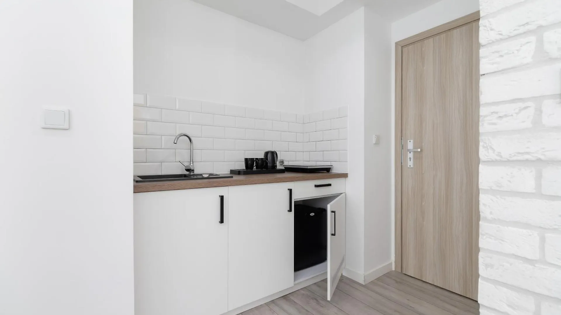 Cracow Miodowa 42 Elegant Studios By Noclegi Renters Krakow