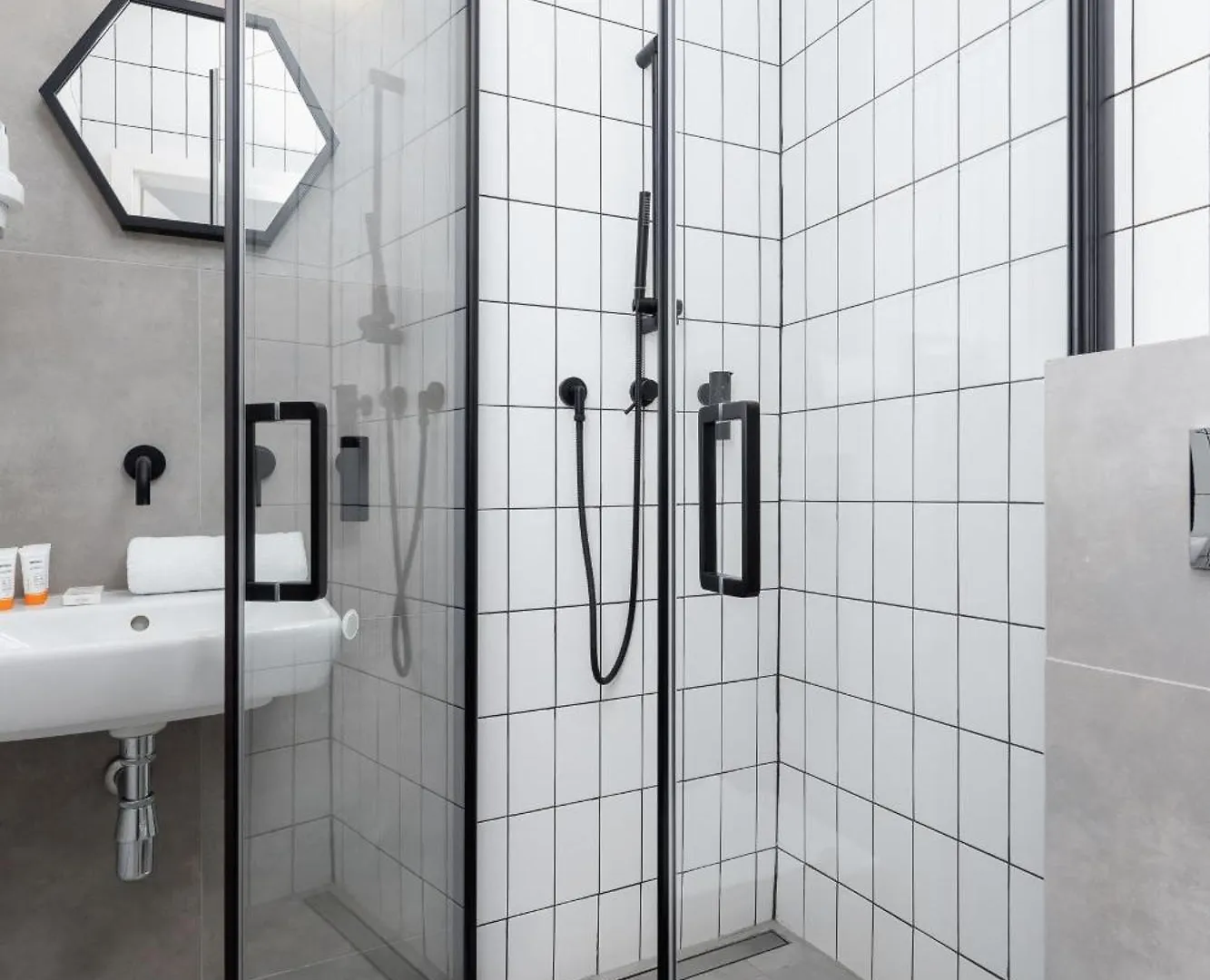 Cracow Miodowa 42 Elegant Studios By Noclegi Renters Krakow